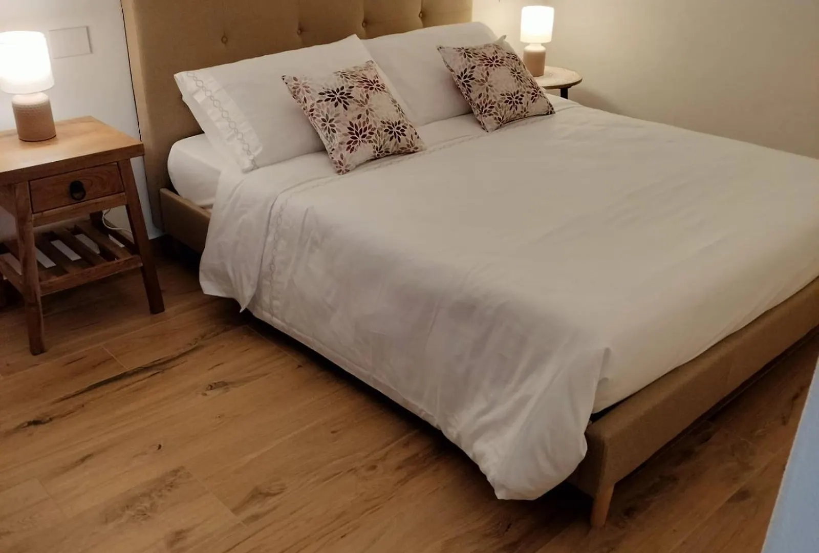 Uggiate Habitat Bed & Breakfast イタリア